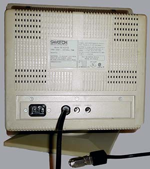 Commodore 1428D Rear Side